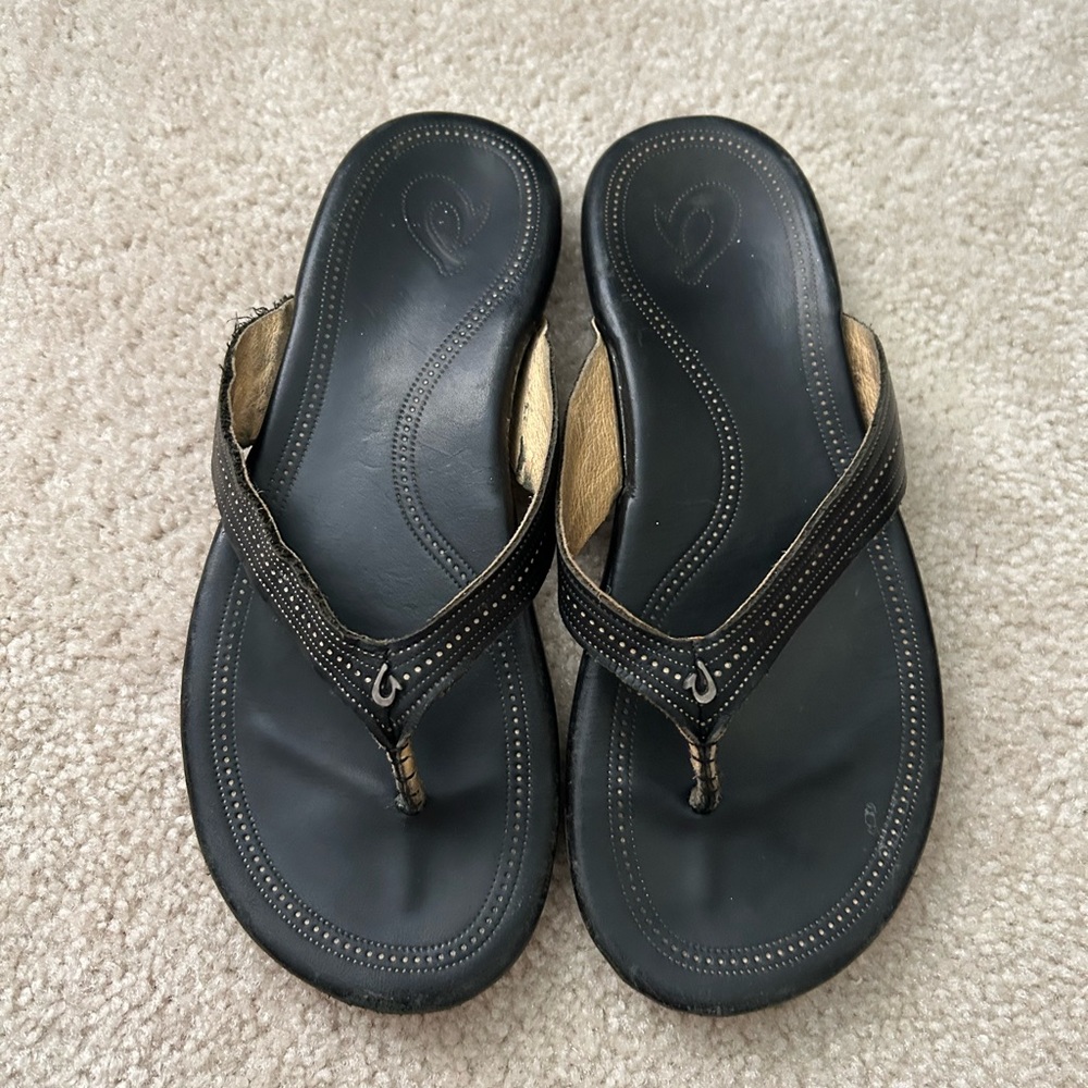 Olukai flip flops